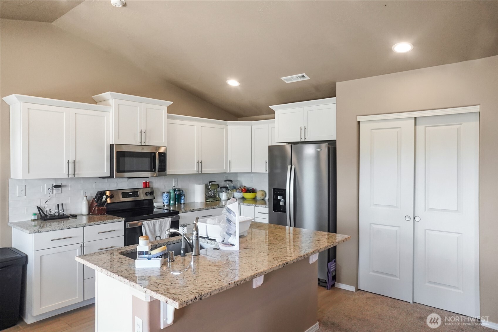 1125 West Sequoia Road Moses Lake, WA 98837 - Photo 9 of 24