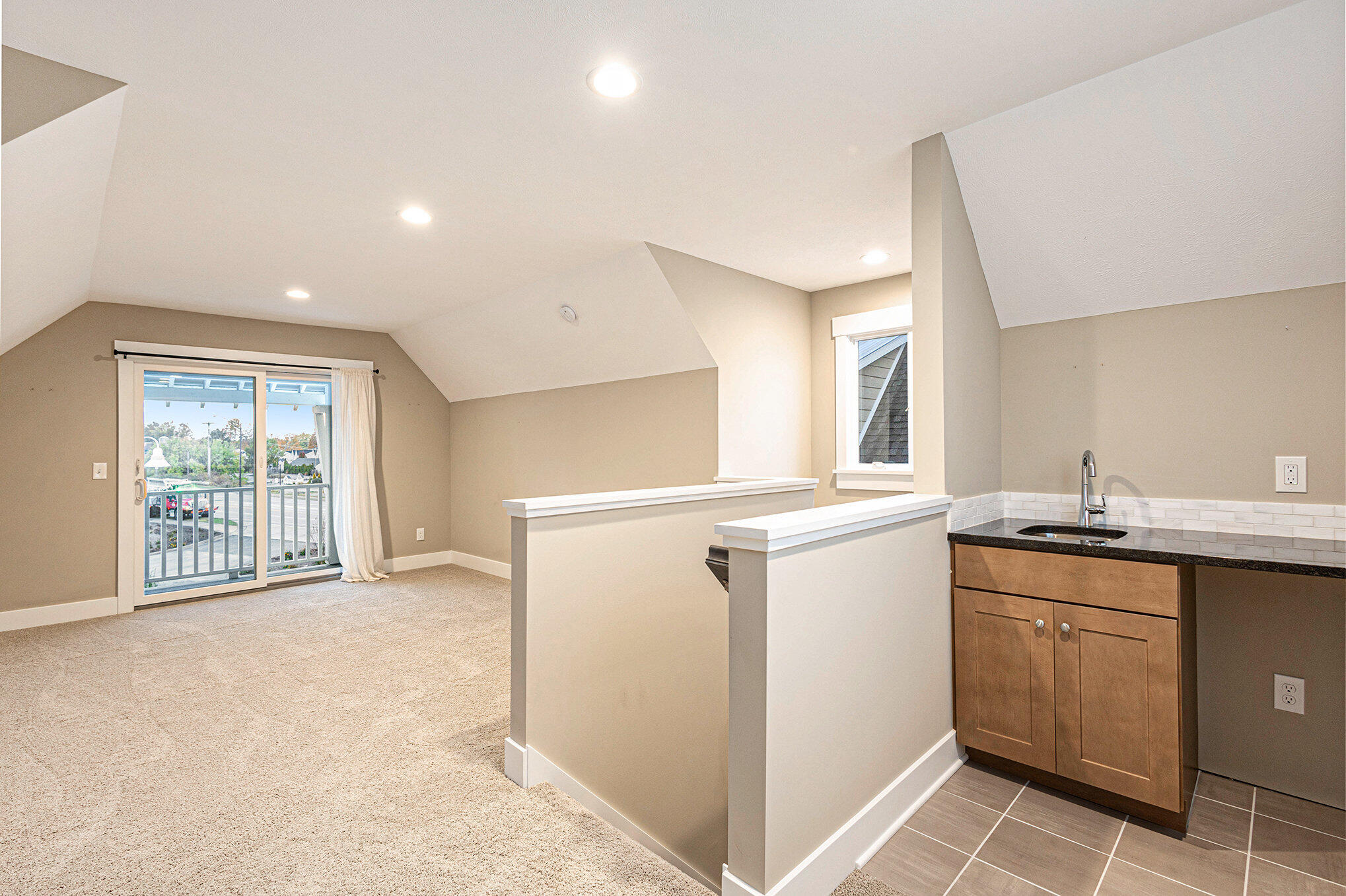 920 West Savidge Street, Unit 2 Spring Lake, MI 49456 - Photo 19 of 30 019_qj1a9934_821