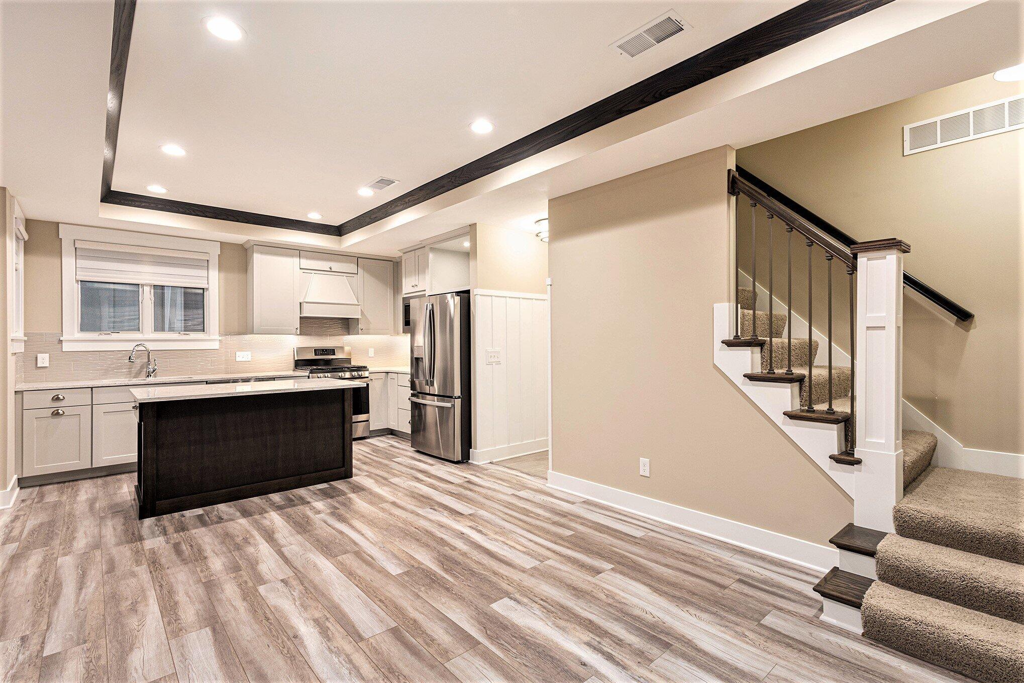 920 West Savidge Street, Unit 2 Spring Lake, MI 49456 - Photo 9 of 30 004_qj1a9889_636