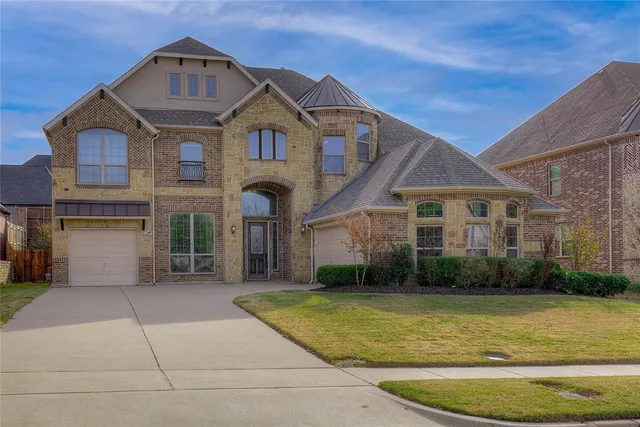 $599,900 | 33 Tennis Village Drive, Heath, TX 75032