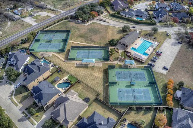 $599,900 | 33 Tennis Village Drive, Heath, TX 75032