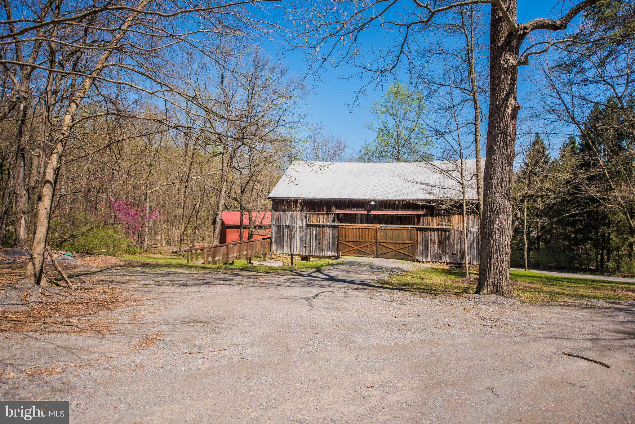 605 Mountainside Road Berkeley Springs, WV 25411 - Photo 40 of 42