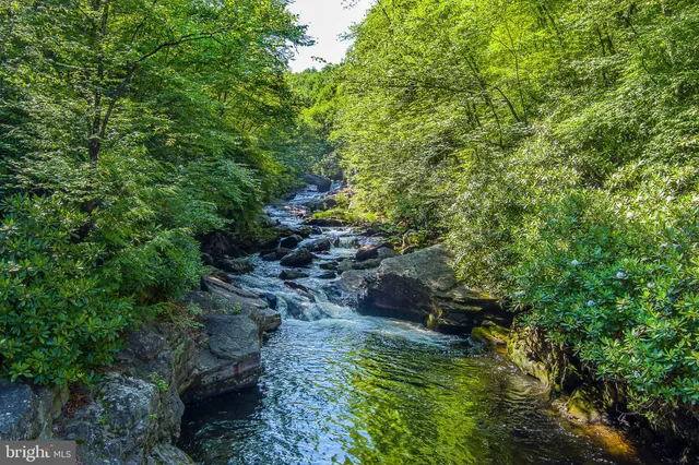 $925,000 | 614 Graystones Jeras Road, Jim Thorpe, PA 18229