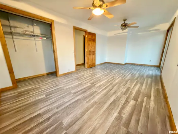 $198,000 | 274 Oaktree Avenue, Salem, IL 62881