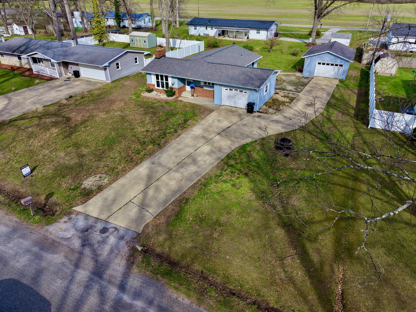 274 Oaktree Avenue Salem, IL 62881 - Photo 8 of 45