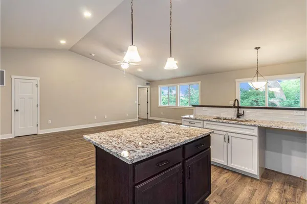 $359,900 | 400 Carefree Court, Niles, MI 49120