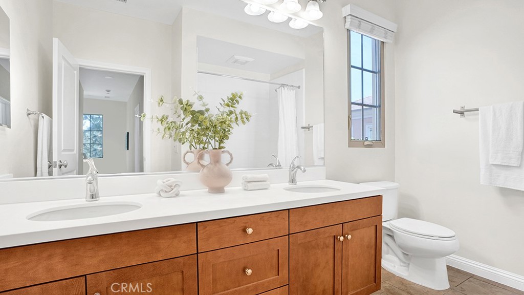 74 Bianco Irvine, CA 92618 - Photo 22 of 28