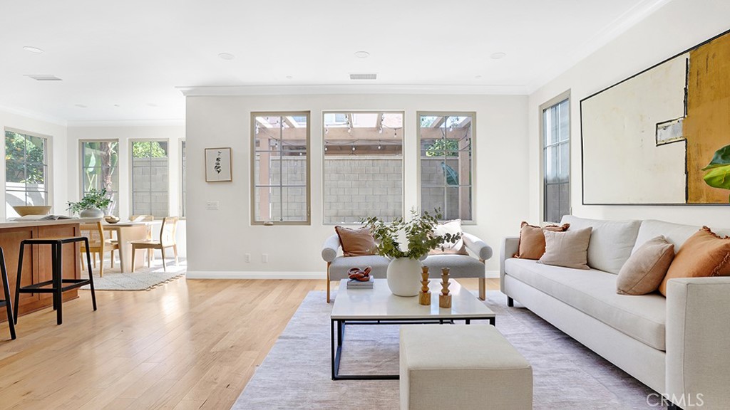 74 Bianco Irvine, CA 92618 - Photo 6 of 28