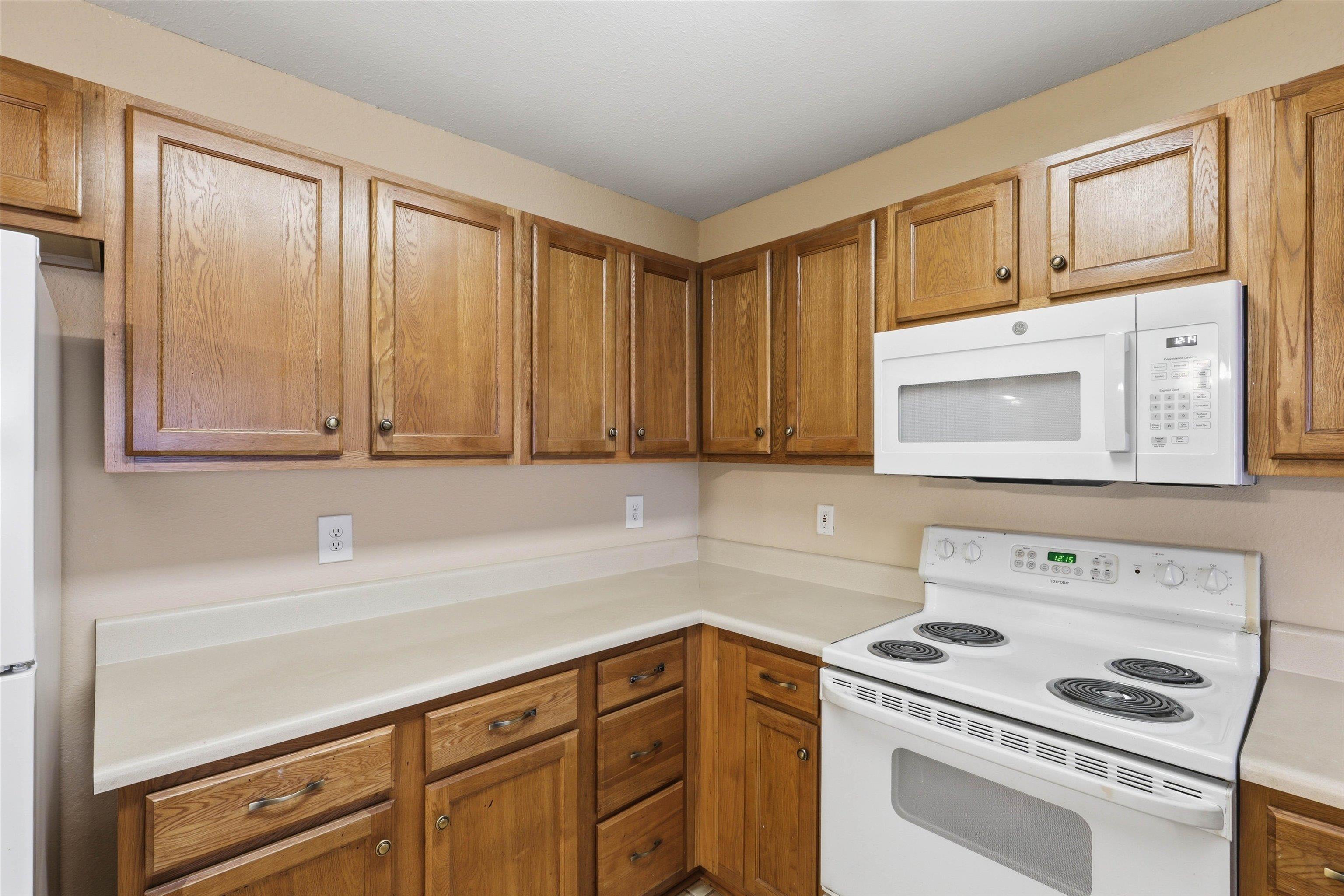 4434 Gearhart Road, Unit 2204 Tallahassee, FL 32303 - Photo 10 of 26