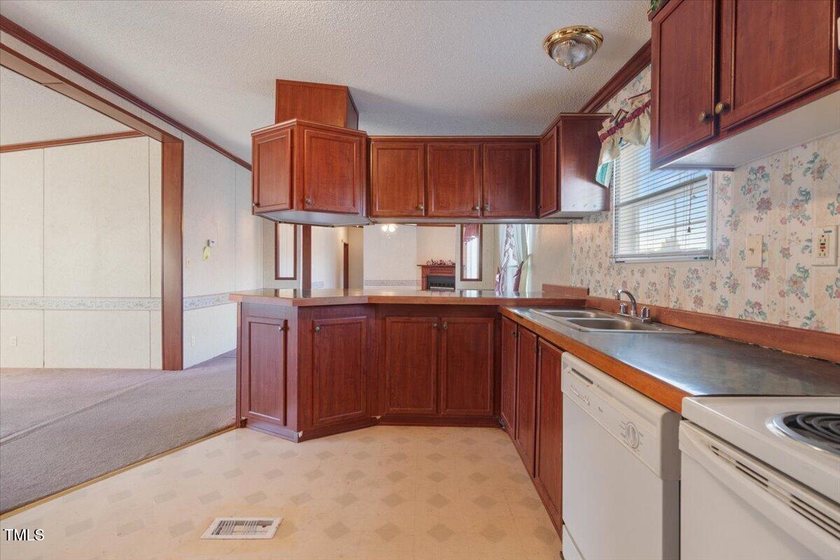 4982 Needham Road Bailey, NC 27807 - Photo 6 of 15 18-4982 Needham Rd-18