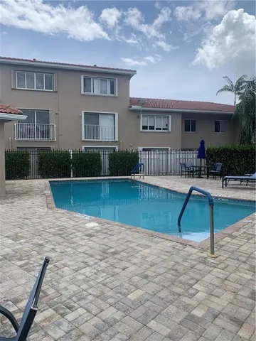 $2,800 | 103 Riviera Circle, Weston, FL 33326