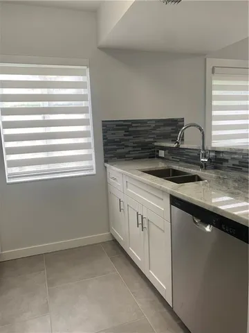 $2,800 | 103 Riviera Circle, Weston, FL 33326
