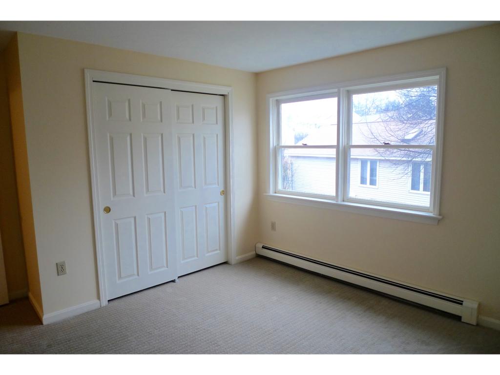 370 Circle Road, Unit 10 Manchester, NH 03103 - Photo 13 of 25