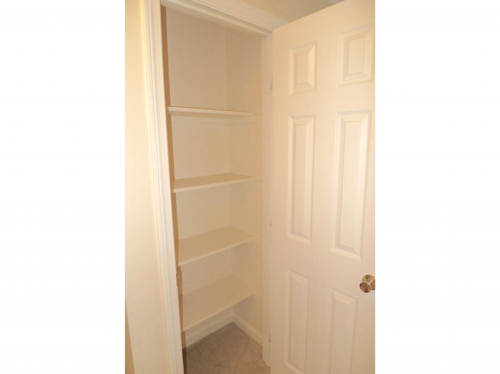 370 Circle Road, Unit 10 Manchester, NH 03103 - Photo 17 of 25