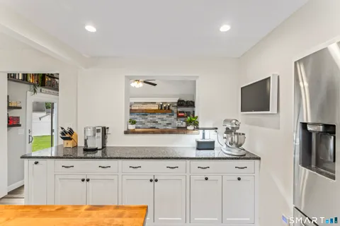 $490,000 | 31 Bethpage Drive, Bethel, CT 06801