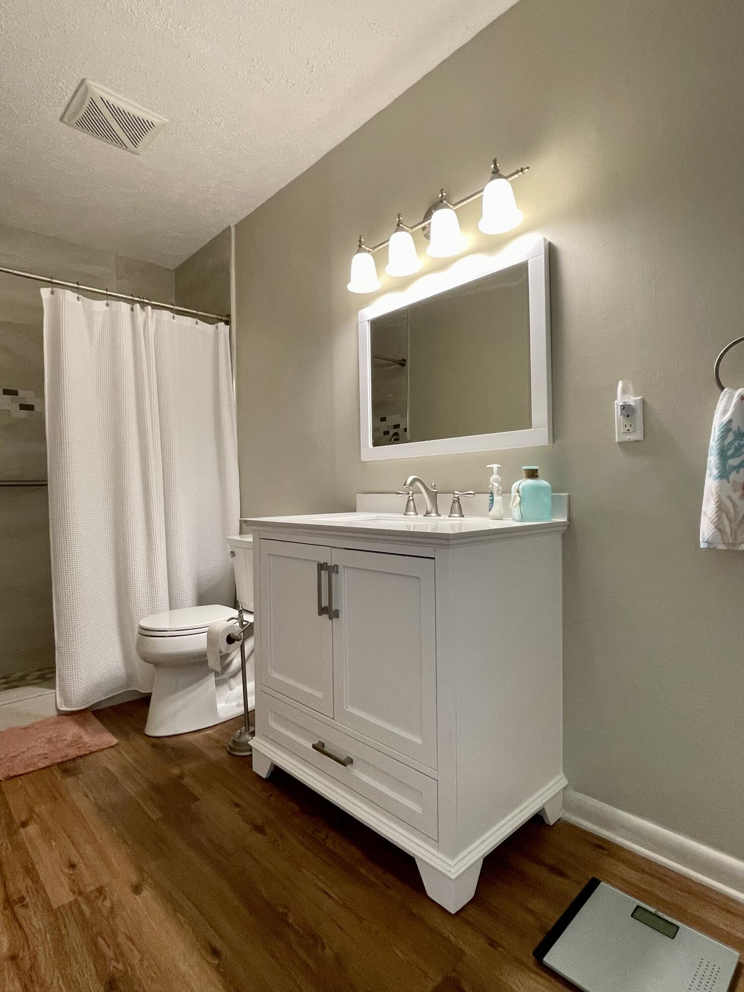 214 Manatee Lane, Unit B Fort Pierce, FL 34982 - Photo 17 of 28 IMG_6406