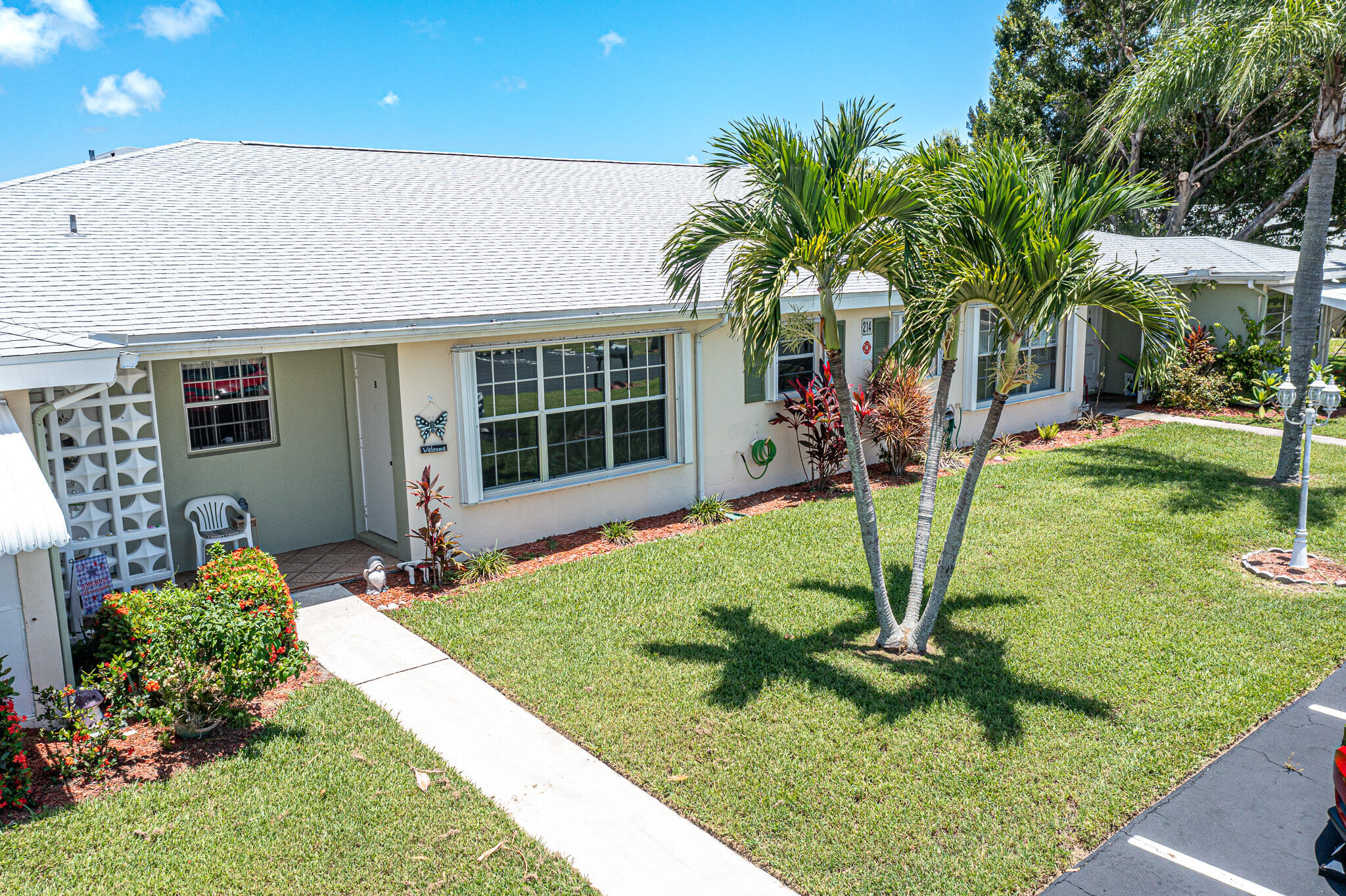 214 Manatee Lane, Unit B Fort Pierce, FL 34982 - Photo 2 of 28 IMG_6291