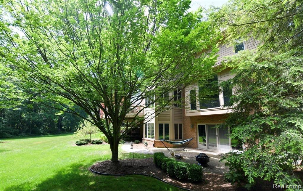 23170 Inverness Court Novi, MI 48374 - Photo 47 of 51