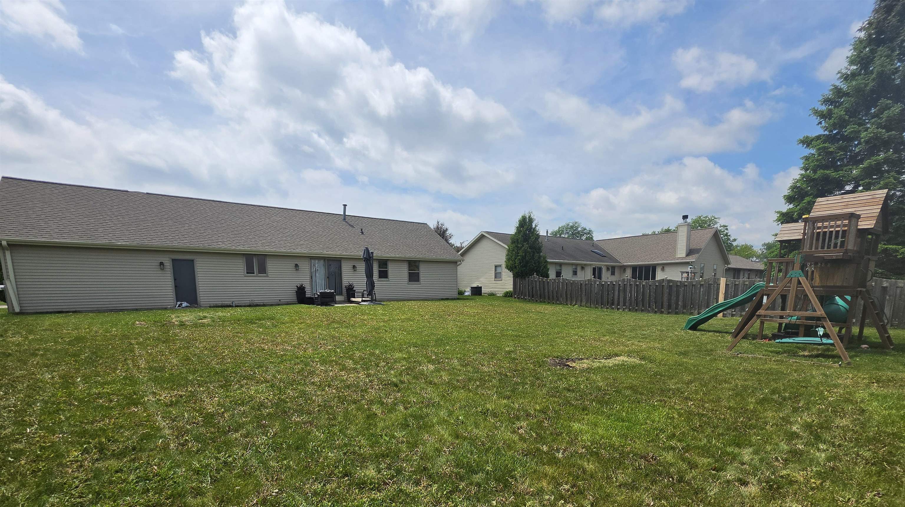 1264 Blue Ridge Drive Green Bay, WI 54304 - Photo 8 of 8
