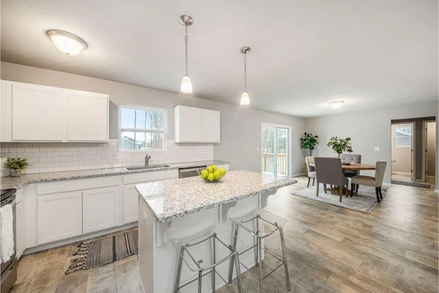 $424,900 | 7254 Mammoth Drive Southeast, Caledonia, MI 49316