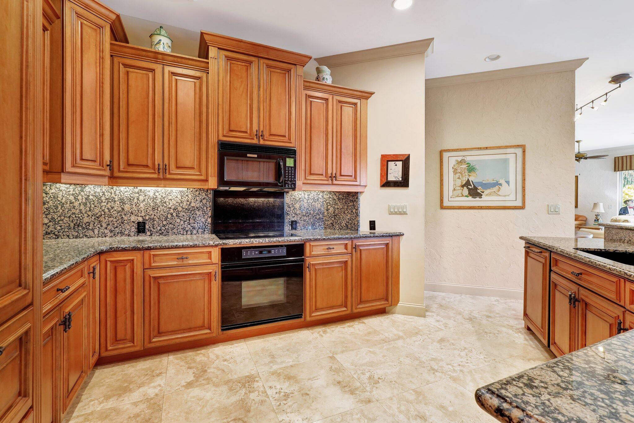 10386 Stonebridge Boulevard Boca Raton, FL 33498 - Photo 19 of 46 47-web-or-mls-_82A9627