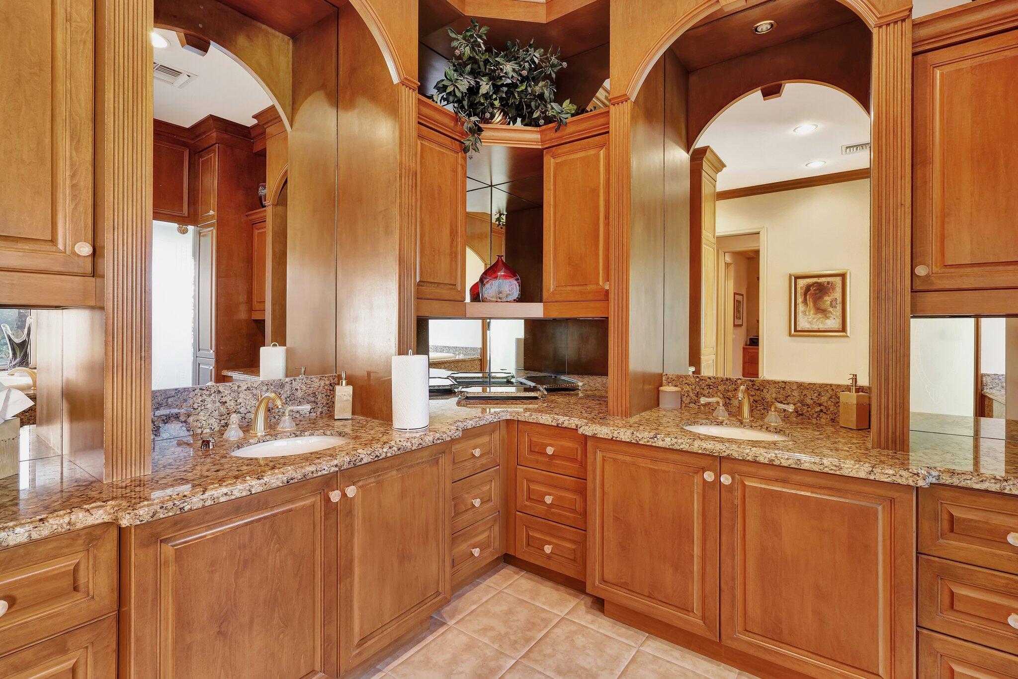 10386 Stonebridge Boulevard Boca Raton, FL 33498 - Photo 28 of 46 37-web-or-mls-_82A9577