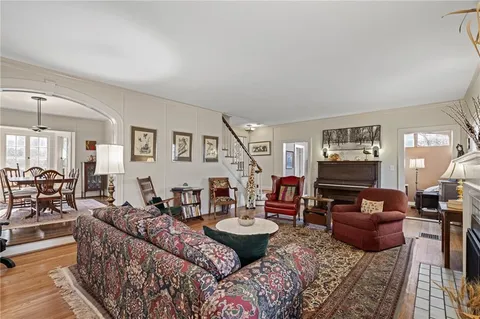 $650,000 | 5405 Locust Street, Kansas City, MO 64110