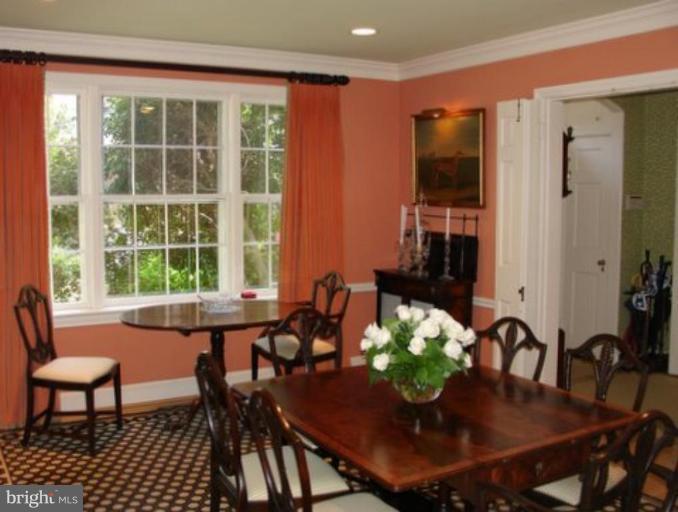 3232 Reservoir Road Northwest Washington, DC 20007 - Photo 7 of 19 Dining Room #2