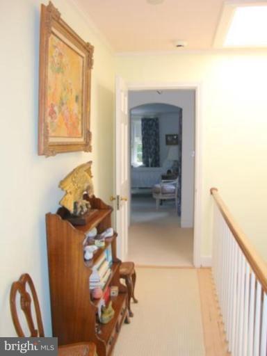 3232 Reservoir Road Northwest Washington, DC 20007 - Photo 9 of 19 Hallway