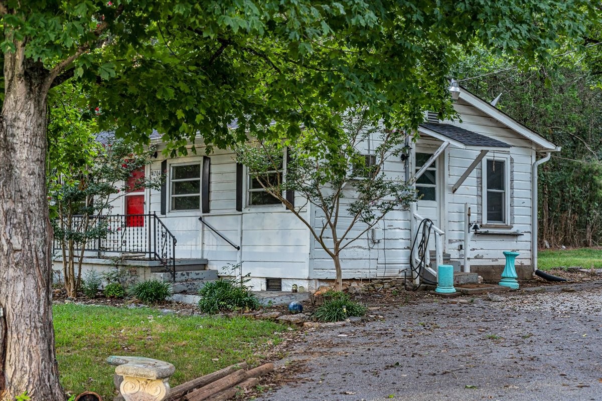 4204 Leanna Road Murfreesboro, TN 37129 - Photo 7 of 18 a view of house with backyard