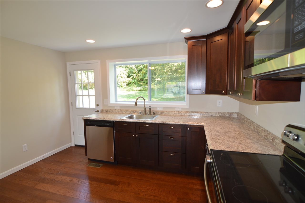 412 Stevenson Road Erlanger, KY 41018 - Photo 3 of 24 Gallery Image 3