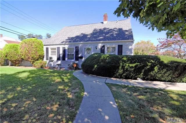 1 Honeysuckle Road Levittown, NY 11756 - Photo 1 of 1 Gallery Image 1
