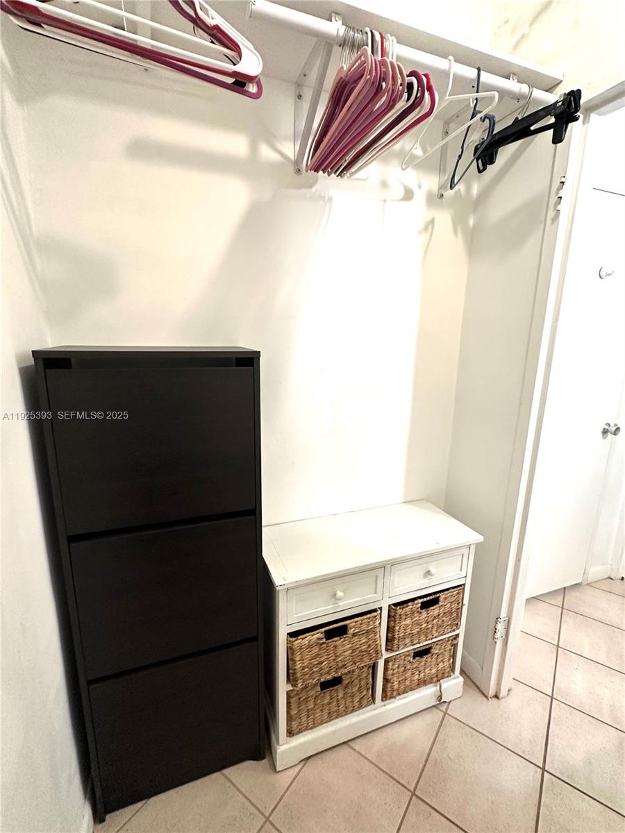 100 Lincoln Road, Unit 1427 Miami Beach, FL 33139 - Photo 16 of 30 a view of utility room