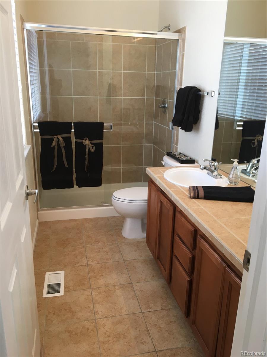 1325 South Chambers Road, Unit 101 Aurora, CO 80017 - Photo 18 of 22 Gallery Image 18