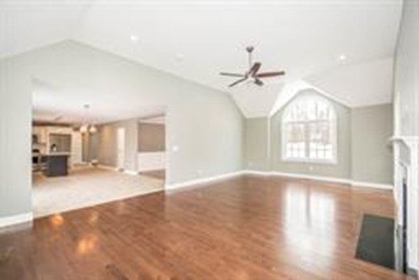80 Clement Road Dracut, MA 01826 - Photo 12 of 21