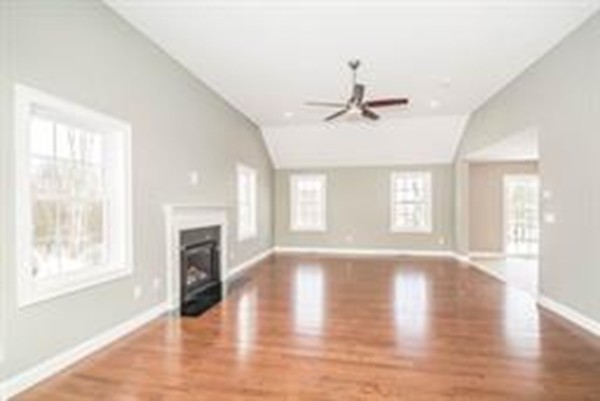 80 Clement Road Dracut, MA 01826 - Photo 13 of 21