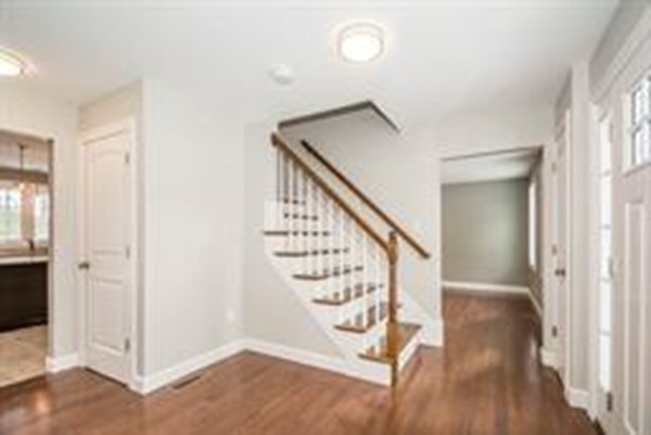 80 Clement Road Dracut, MA 01826 - Photo 5 of 21