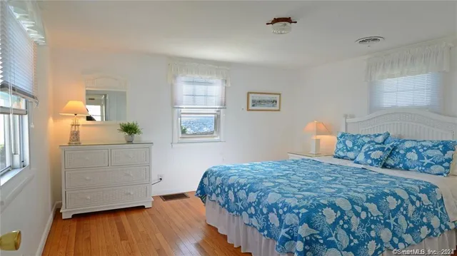 $7,300 | 10 Weston Road, Groton, CT 06340