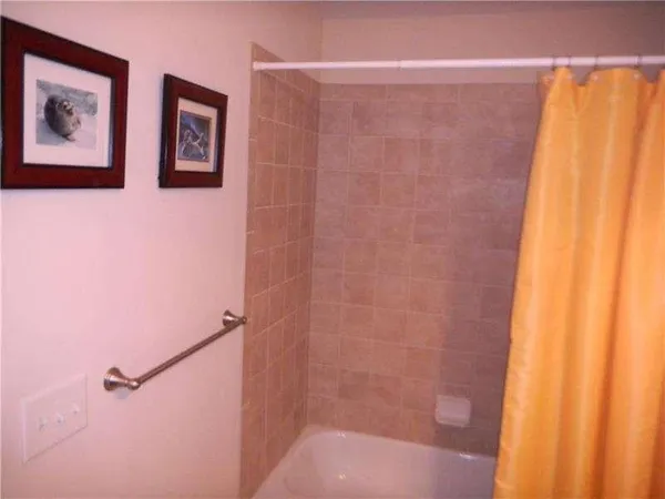 $3,200 | 17 Oakhurst Common Drive, Decatur, GA 30030