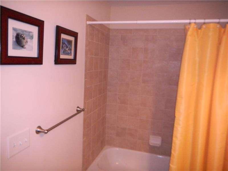 17 Oakhurst Common Drive Decatur, GA 30030 - Photo 17 of 33