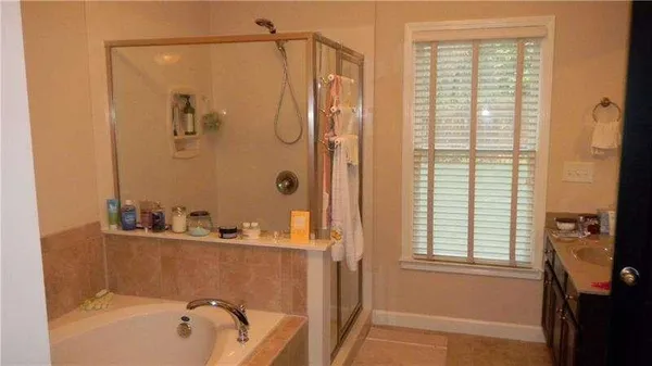 $3,200 | 17 Oakhurst Common Drive, Decatur, GA 30030