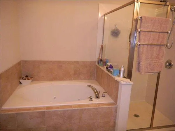 $3,200 | 17 Oakhurst Common Drive, Decatur, GA 30030