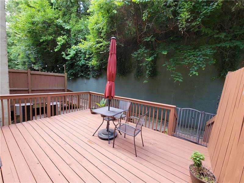 17 Oakhurst Common Drive Decatur, GA 30030 - Photo 27 of 33