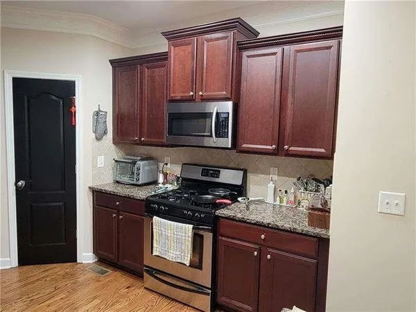 $3,200 | 17 Oakhurst Common Drive, Decatur, GA 30030