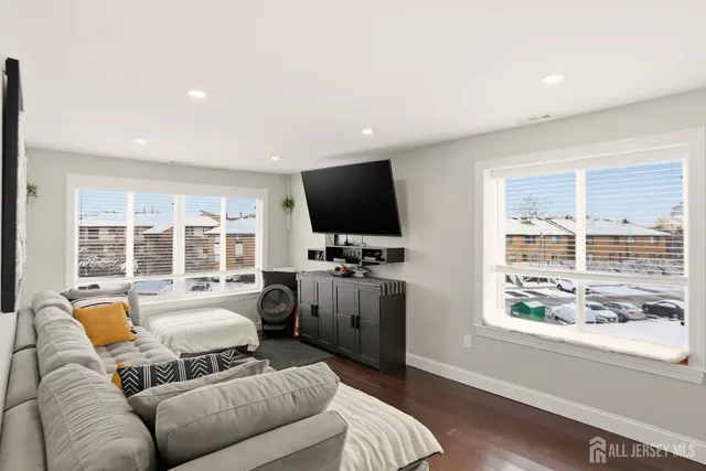 $299,000 | 1506 Jesse Way, Piscataway, NJ 08854