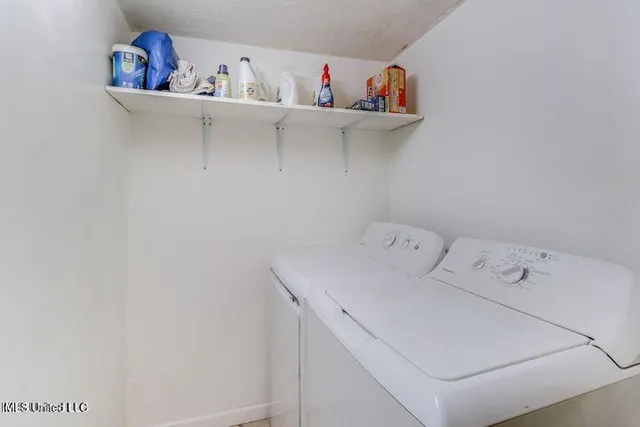 $1,550 | 7033 Longridge Road, Long Beach, MS 39560