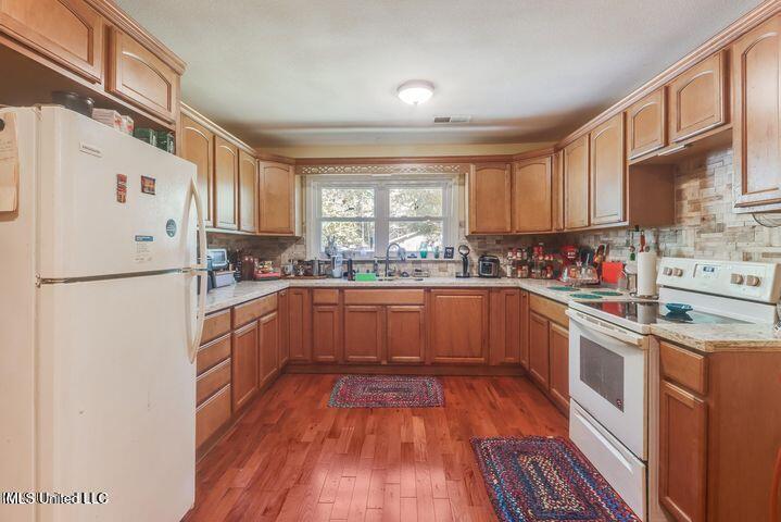 7033 Longridge Road Long Beach, MS 39560 - Photo 5 of 20 Longridge7