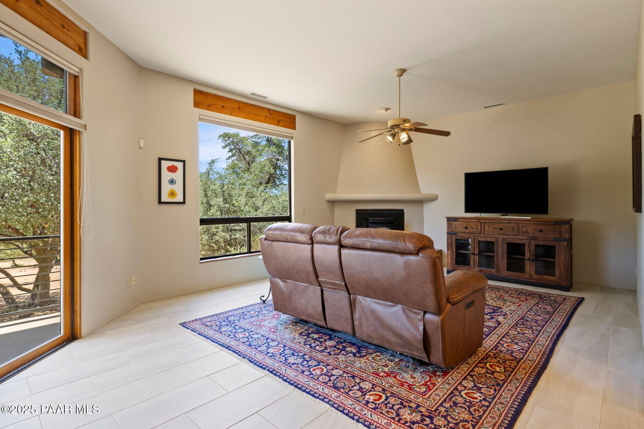 2316 West Mountain Oak Road Prescott, AZ 86305 - Photo 25 of 79 124-Living Room 2