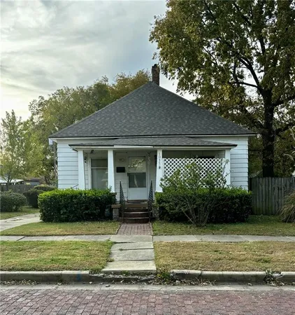 $65,000 | 1015 South Grant Avenue, Chanute, KS 66720