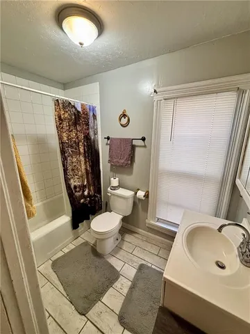 $65,000 | 1015 South Grant Avenue, Chanute, KS 66720